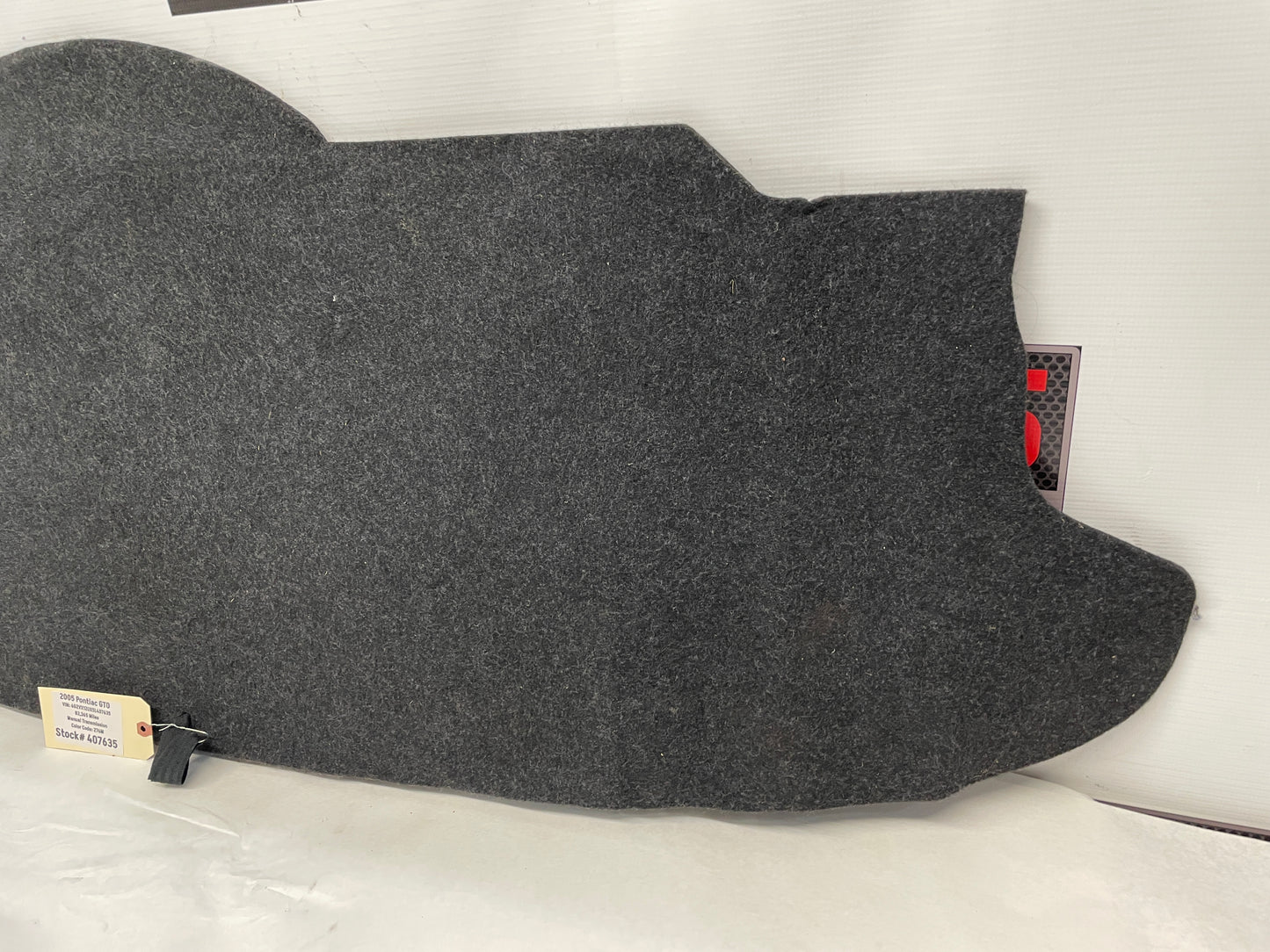 2005 Pontiac GTO Spare Wheel Tire Trunk Carpet Cargo Cover OEM - Day's Parts Yard
