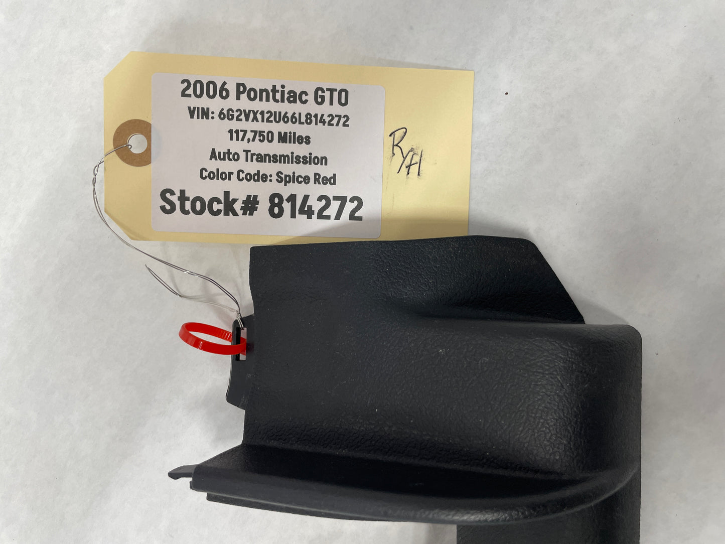 2006 Pontiac GTO RH Passenger Front Seat Rear Outer Track Trim Frame Cover OEM - Day's Parts Yard