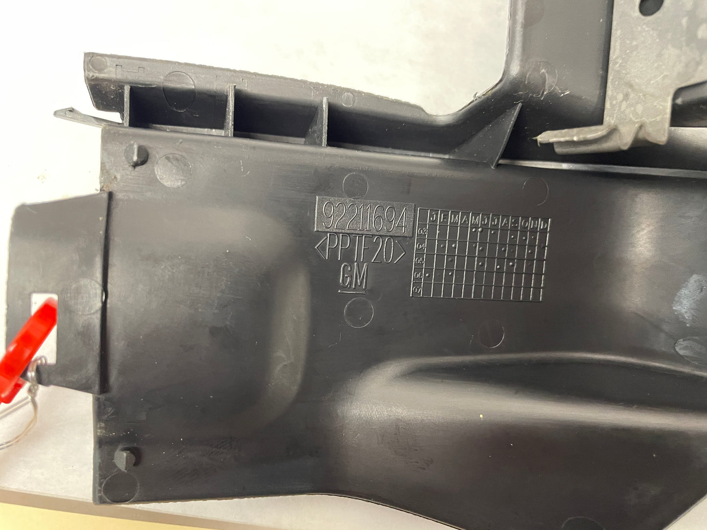 2006 Pontiac GTO RH Passenger Front Seat Rear Outer Track Trim Frame Cover OEM - Day's Parts Yard