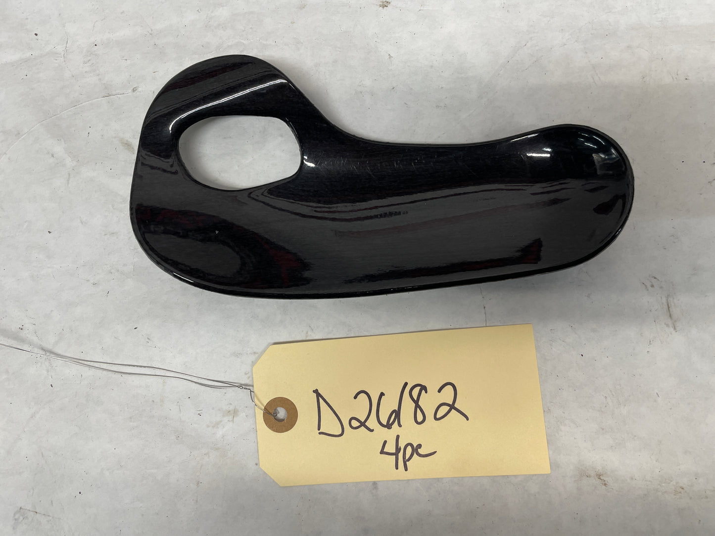2005 Chevy Avalanche Front and Rear Exterior Door Handle Trim OEM - Day's Parts Yard