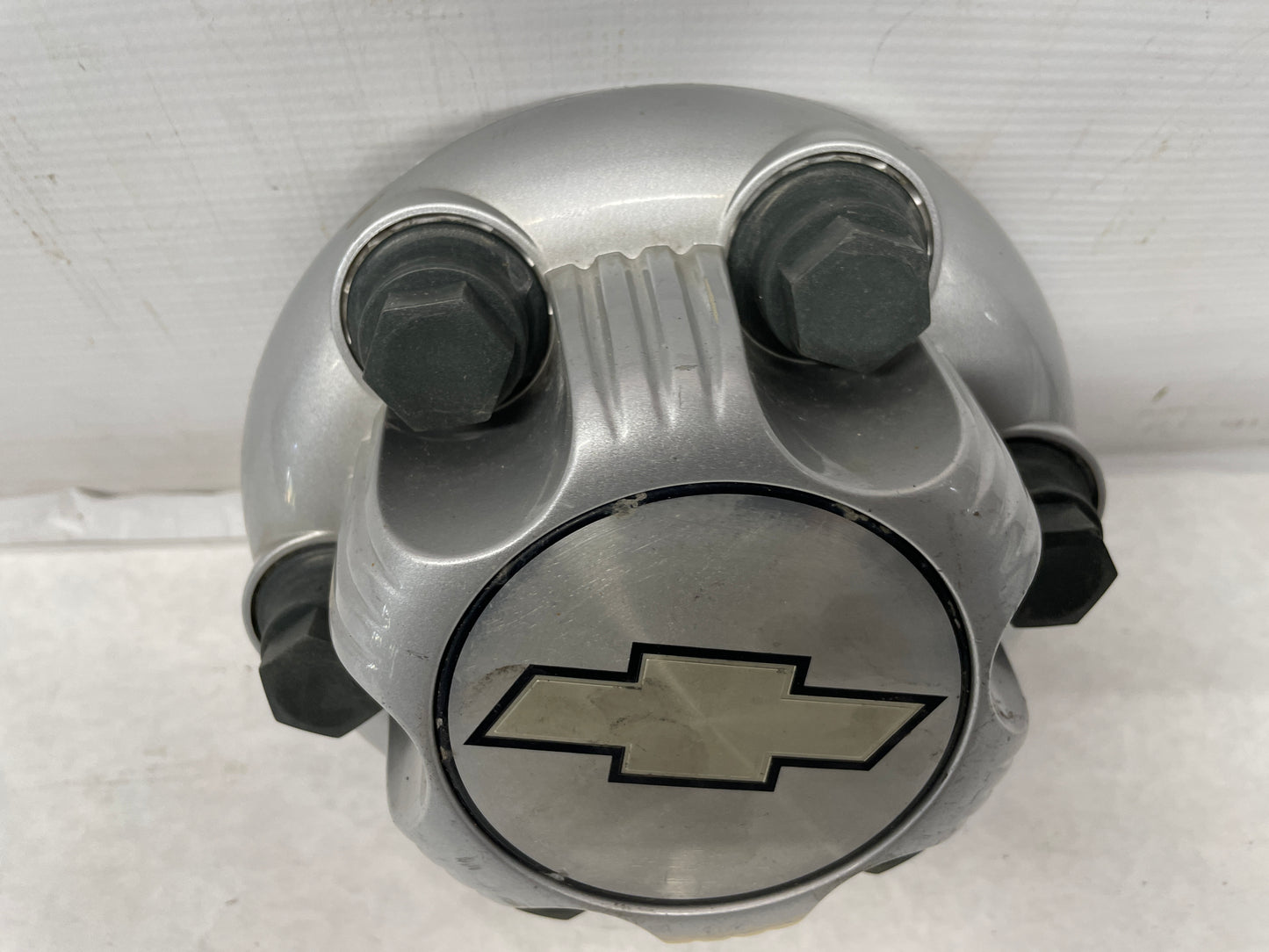GMC Wheel Center Cap 6 Lug OEM - Day's Parts Yard