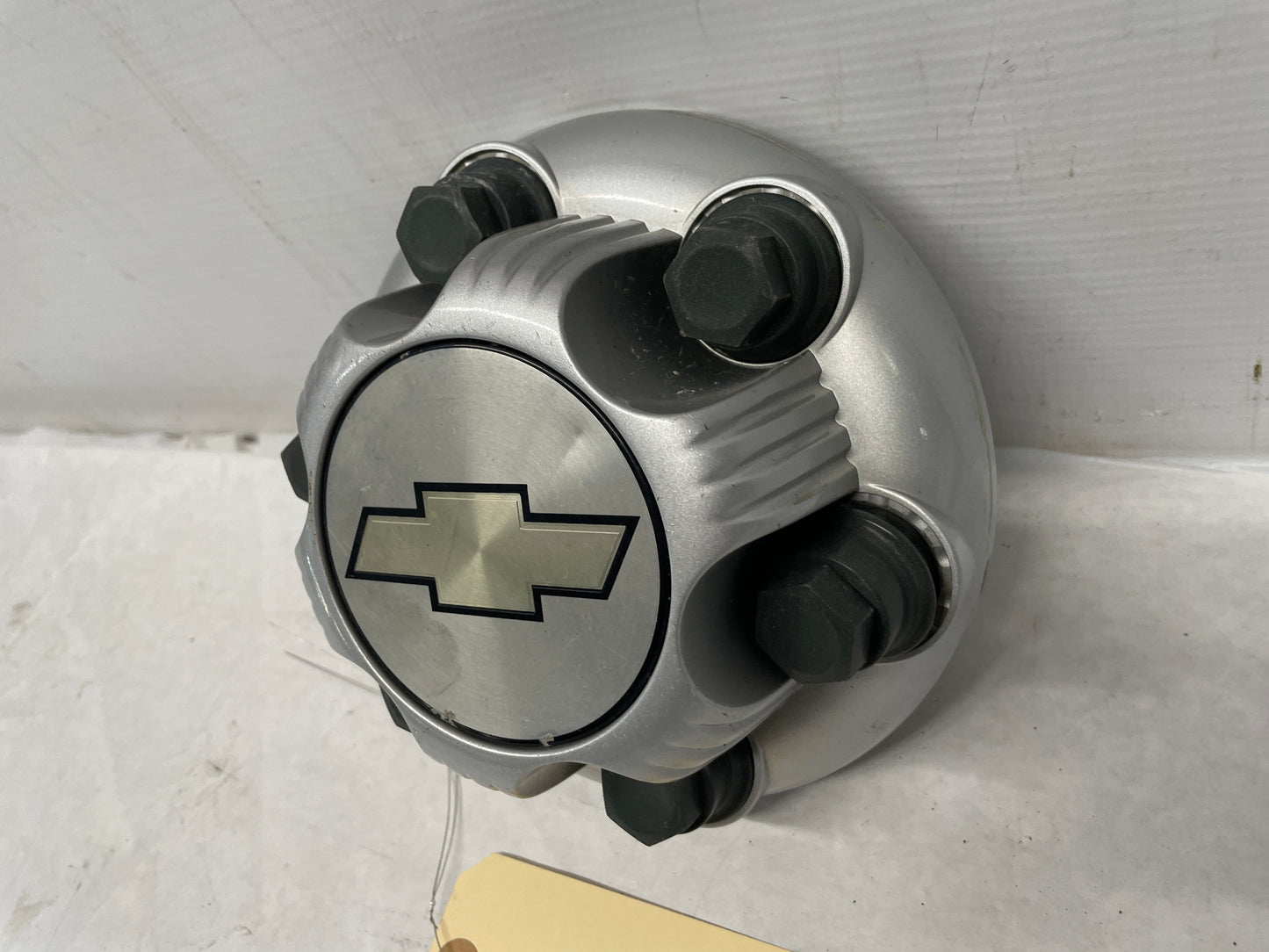 GMC Wheel Center Cap 6 Lug OEM - Day's Parts Yard
