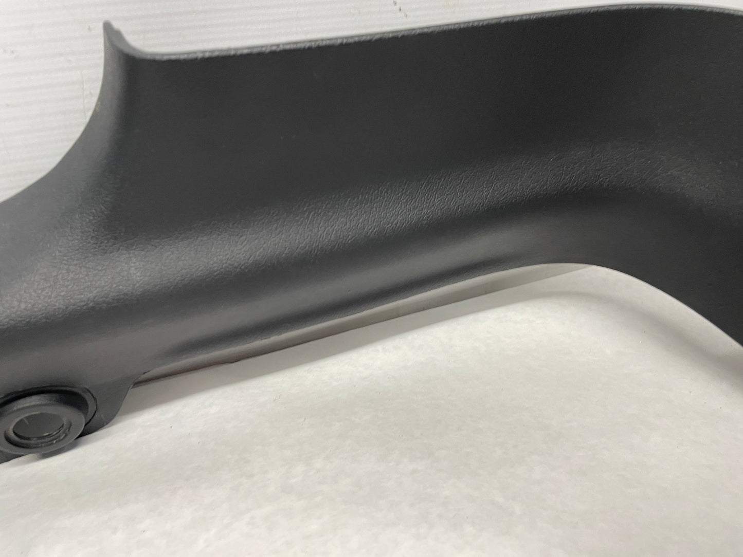 2006 Pontiac GTO RH Passenger Interior Sill Carpet Retainer Trim Cover Panel OEM - Day's Parts Yard