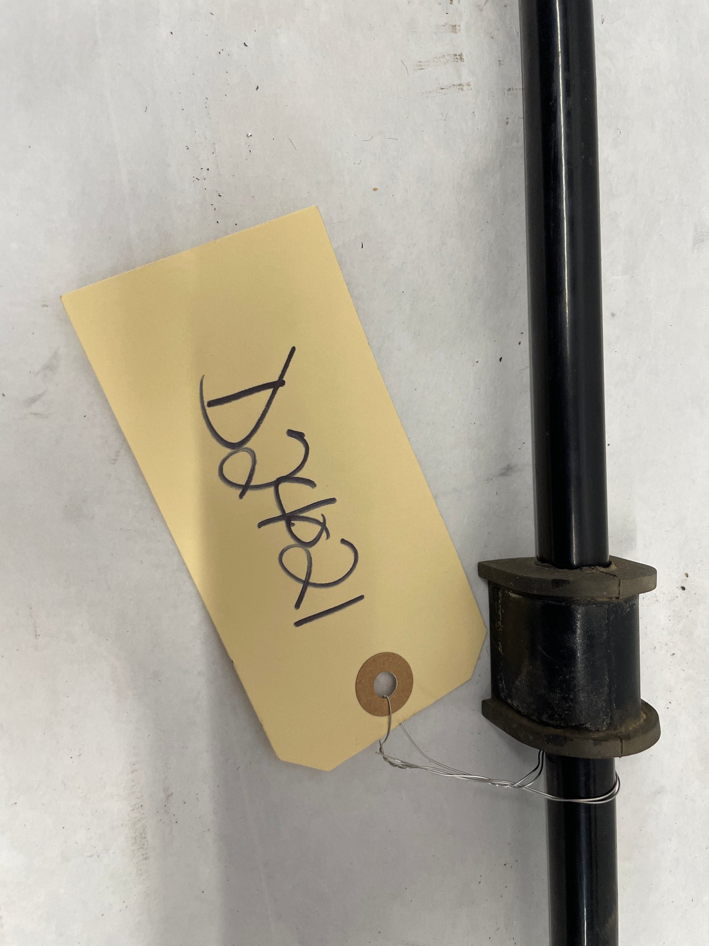 2006 Pontiac GTO Rear Suspension Stabilizer Sway Bar OEM - Day's Parts Yard
