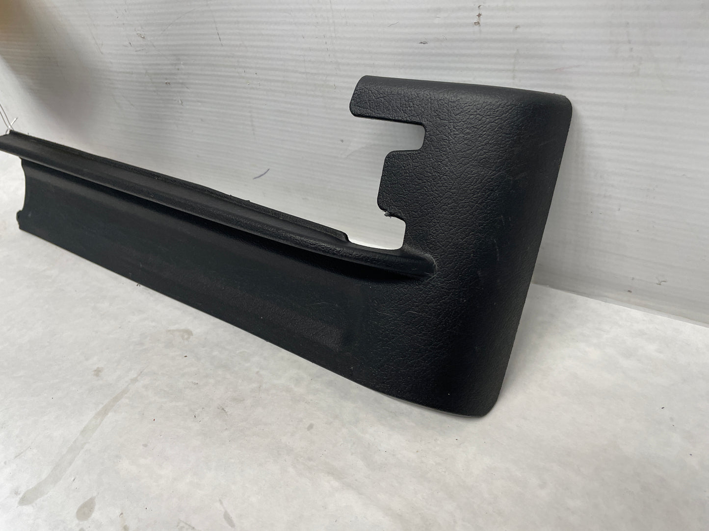 2006 Pontiac GTO RH Passenger Front Seat Outer Frame Side Track Cover Trim Molding OEM - Day's Parts Yard