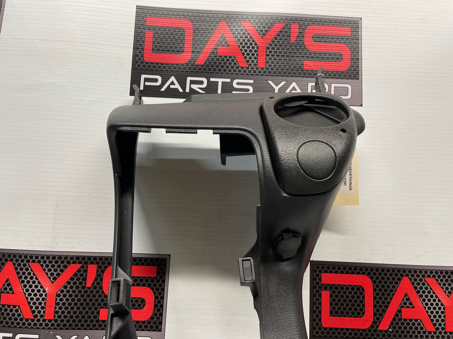 2000 Pontiac Firebird Formula Trans am Ebony Black Center Console OEM - Day's Parts Yard
