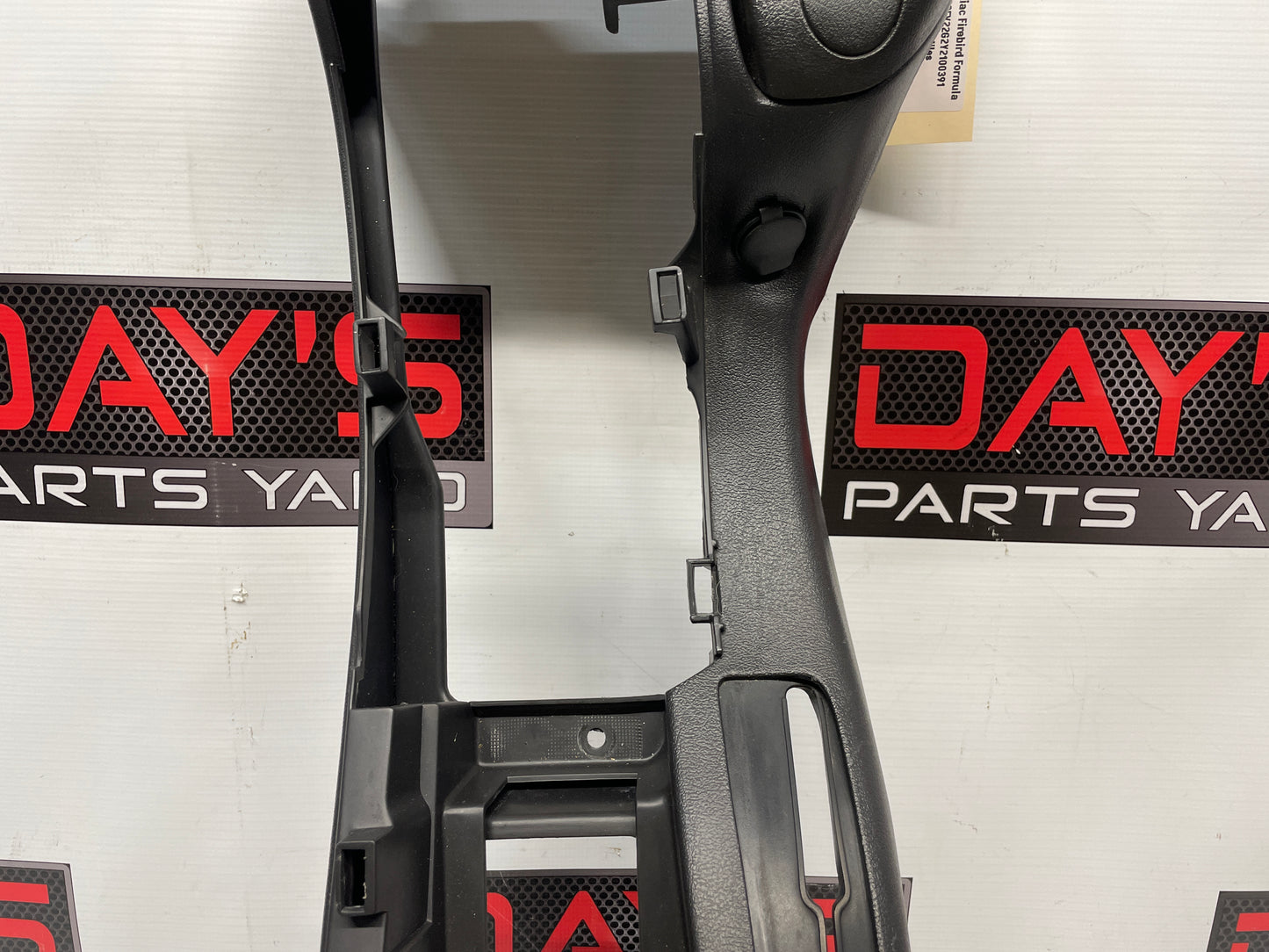 2000 Pontiac Firebird Formula Trans am Ebony Black Center Console OEM - Day's Parts Yard