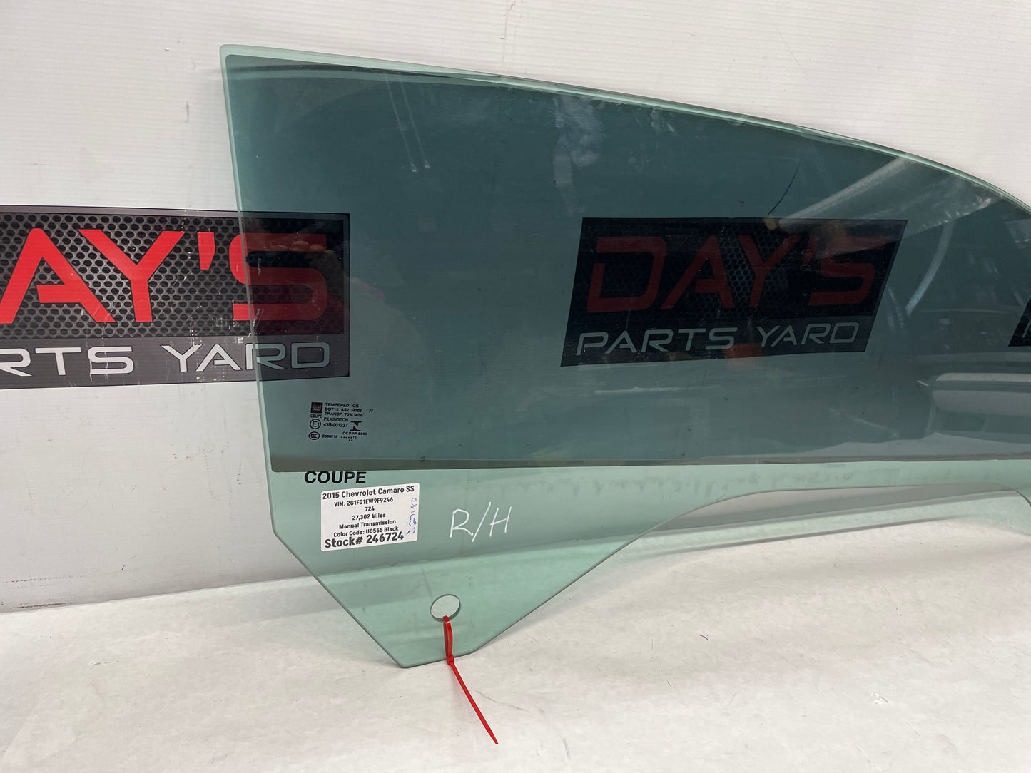 2015 Chevy Camaro SS RH Passenger Front Door Window Glass OEM