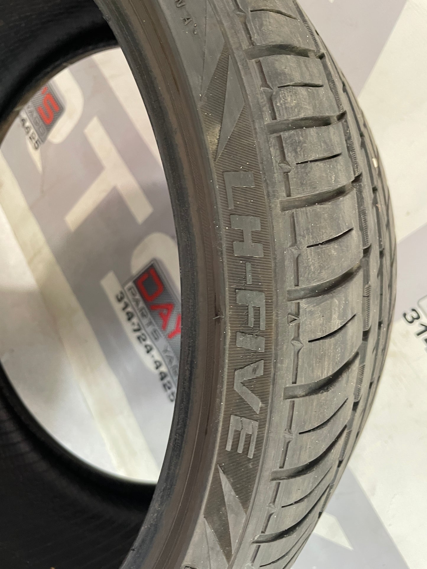 Lionhart LH-FIVE 265/30ZR20 Tire - Day's Parts Yard
