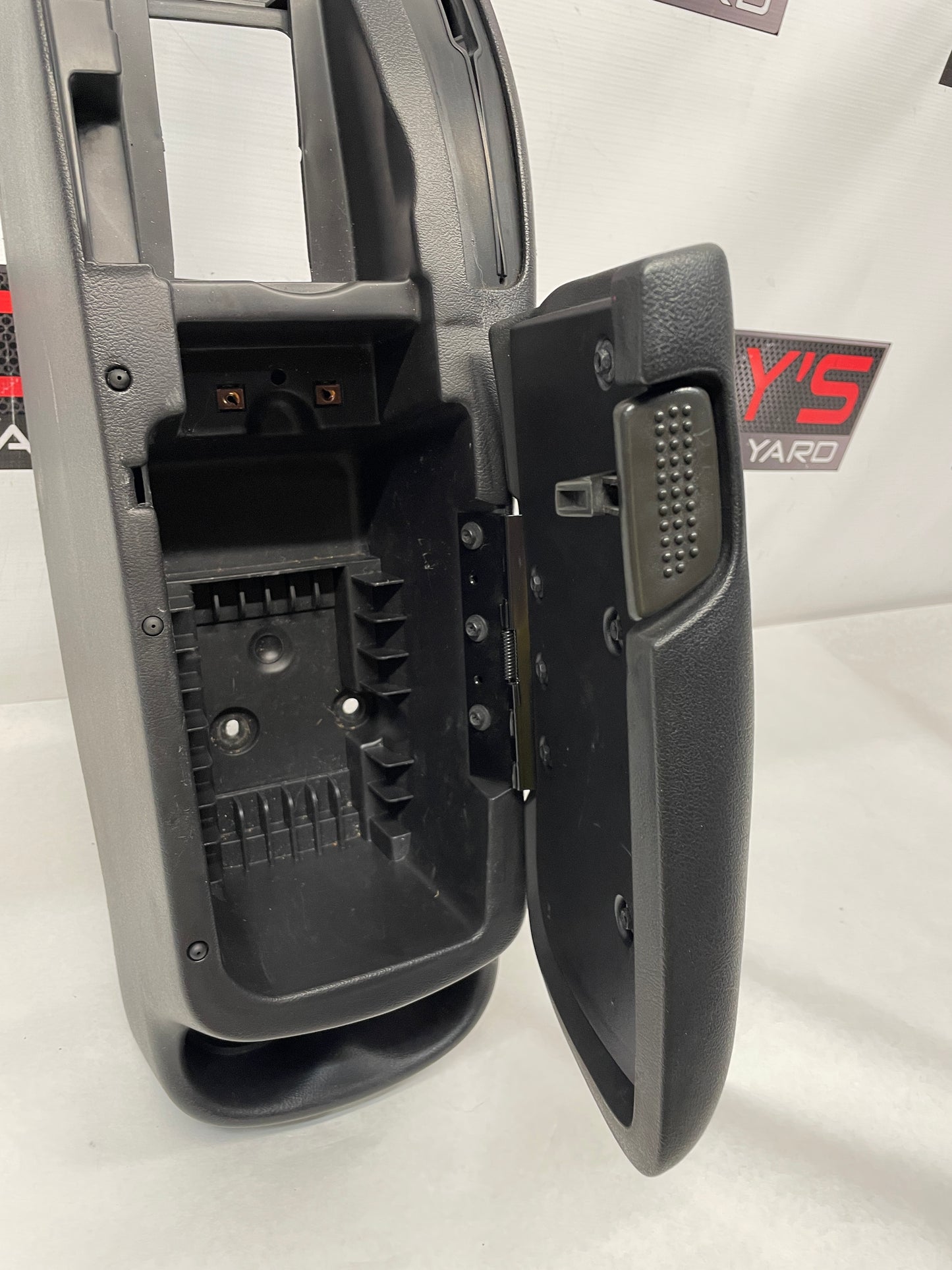 2000 Pontiac Firebird Formula Trans am Ebony Black Center Console OEM - Day's Parts Yard