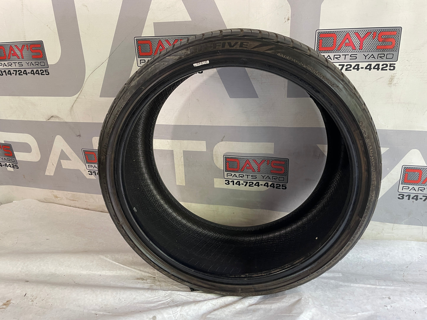 Lionhart LH-FIVE 265/30ZR20 Tire - Day's Parts Yard