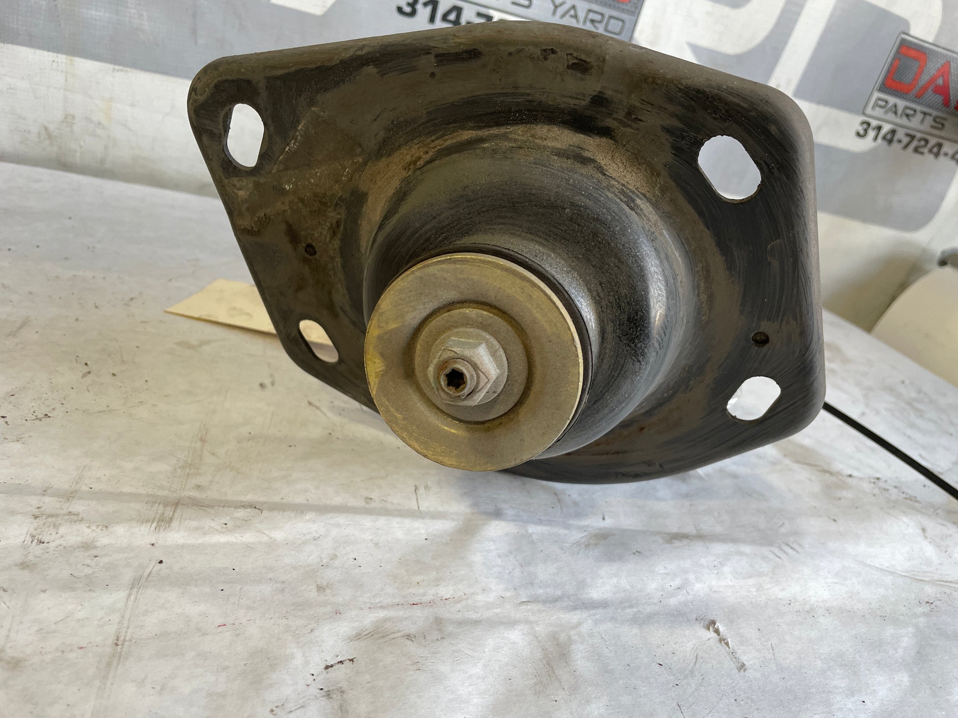 2010 Chevy Camaro SS Rear LH Driver Shock Strut Absorber OEM - Day's Parts Yard