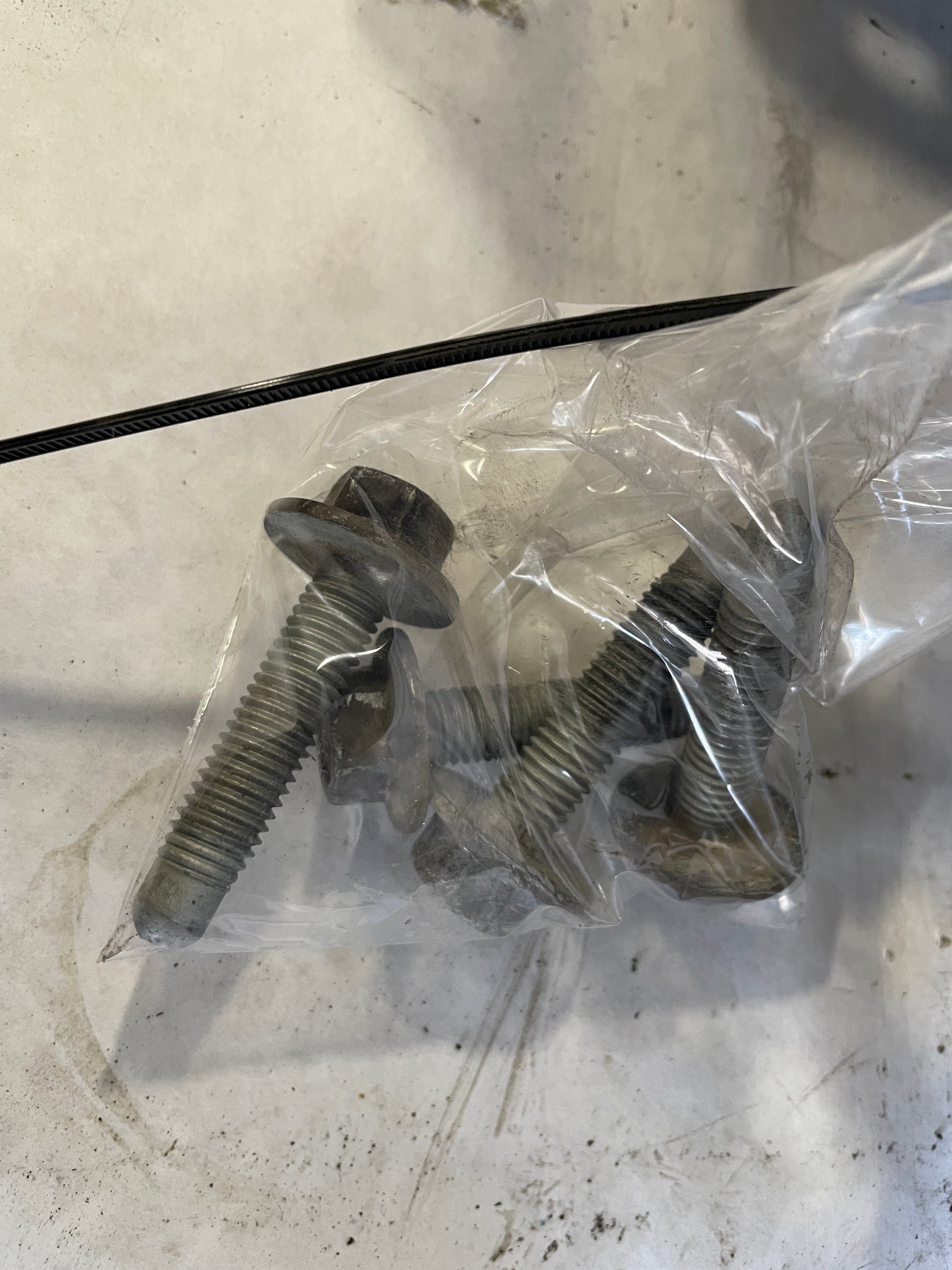 2010 Chevy Camaro SS Rear LH Driver Shock Strut Absorber OEM - Day's Parts Yard