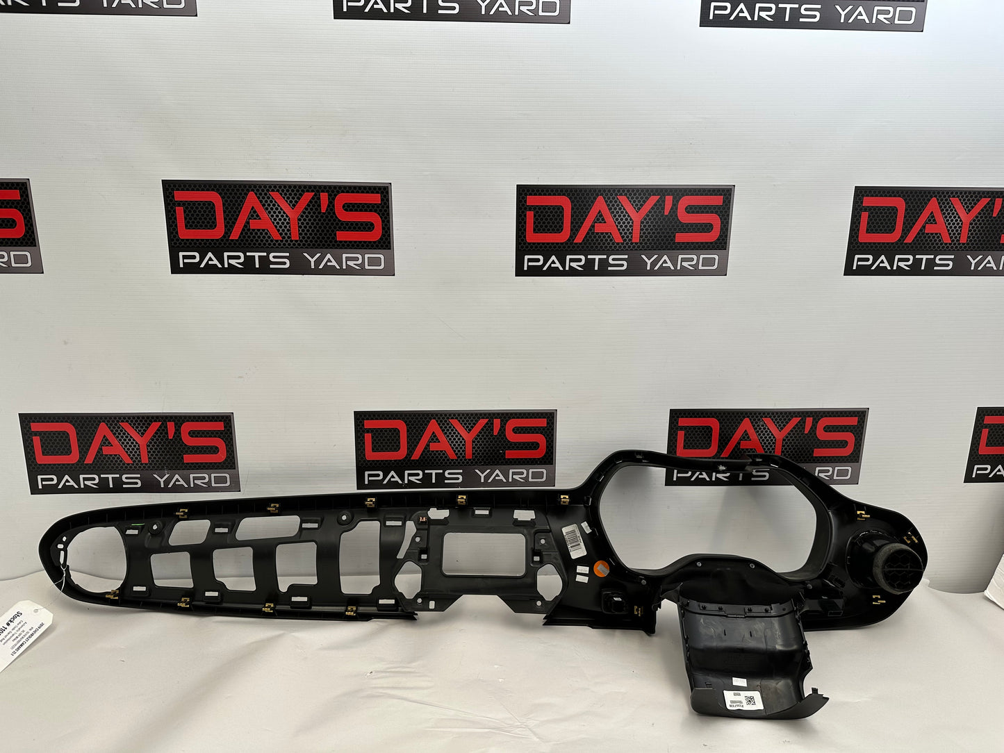 2019 Chevy Camaro ZL1 Dash Board Instrument Panel Cluster Trim Bezel OEM - Day's Parts Yard