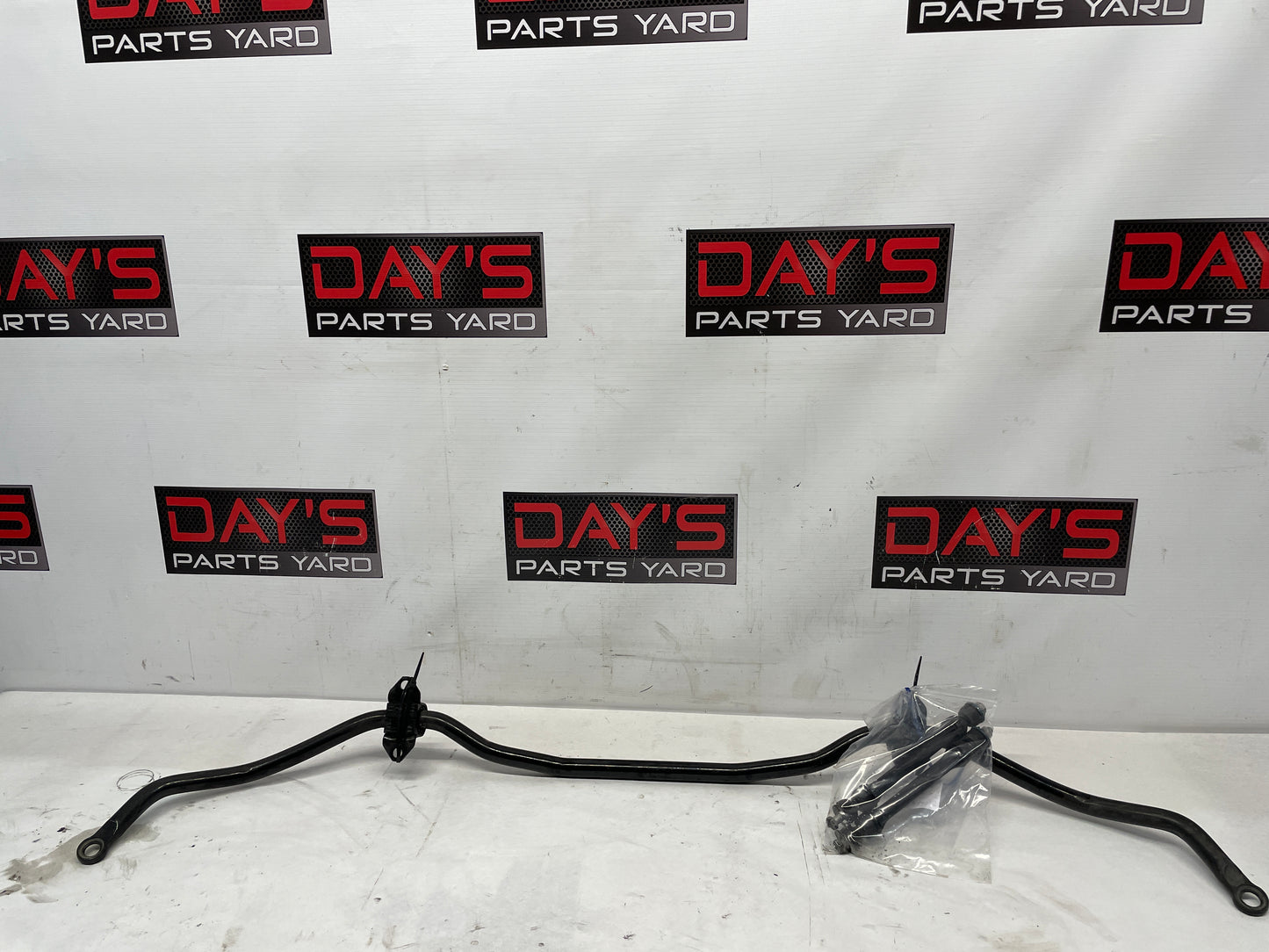 2017 Chevy SS Sedan Rear Suspension Sway Bar OEM - Day's Parts Yard