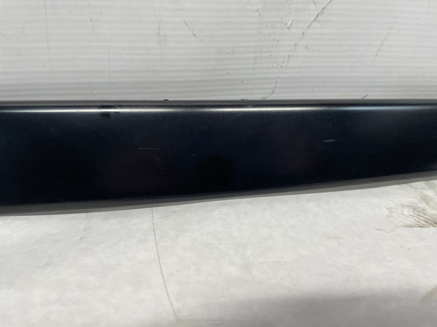 2006 Pontiac GTO LH Driver Exterior B Pillar Window Trim Applique Cover OEM - Day's Parts Yard