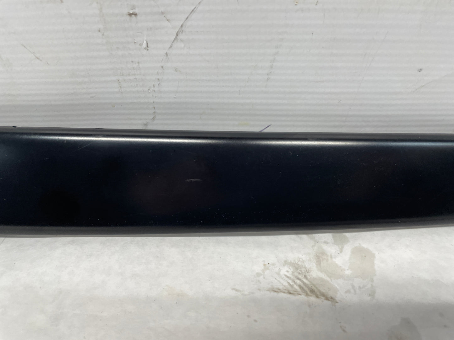 2006 Pontiac GTO LH Driver Exterior B Pillar Window Trim Applique Cover OEM - Day's Parts Yard