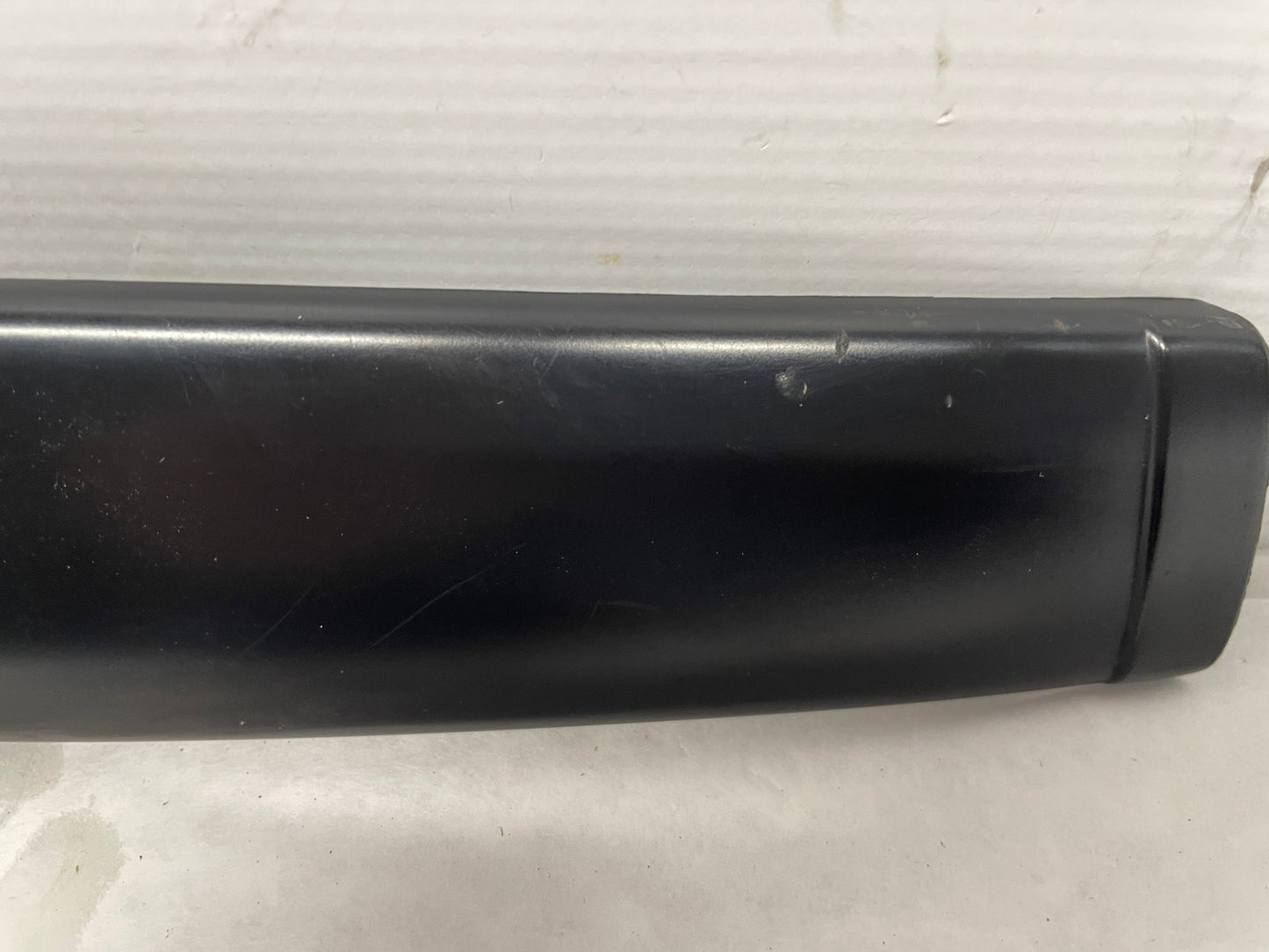 2006 Pontiac GTO LH Driver Exterior B Pillar Window Trim Applique Cover OEM - Day's Parts Yard