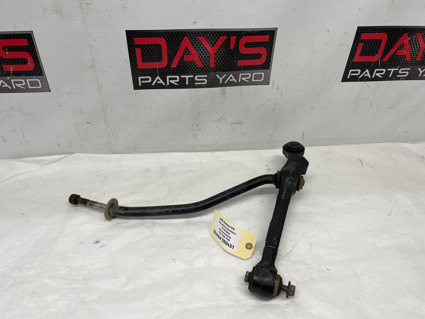2006 Pontiac GTO LH Driver Front Suspension Lower Control Arm Radius Rod OEM - Day's Parts Yard