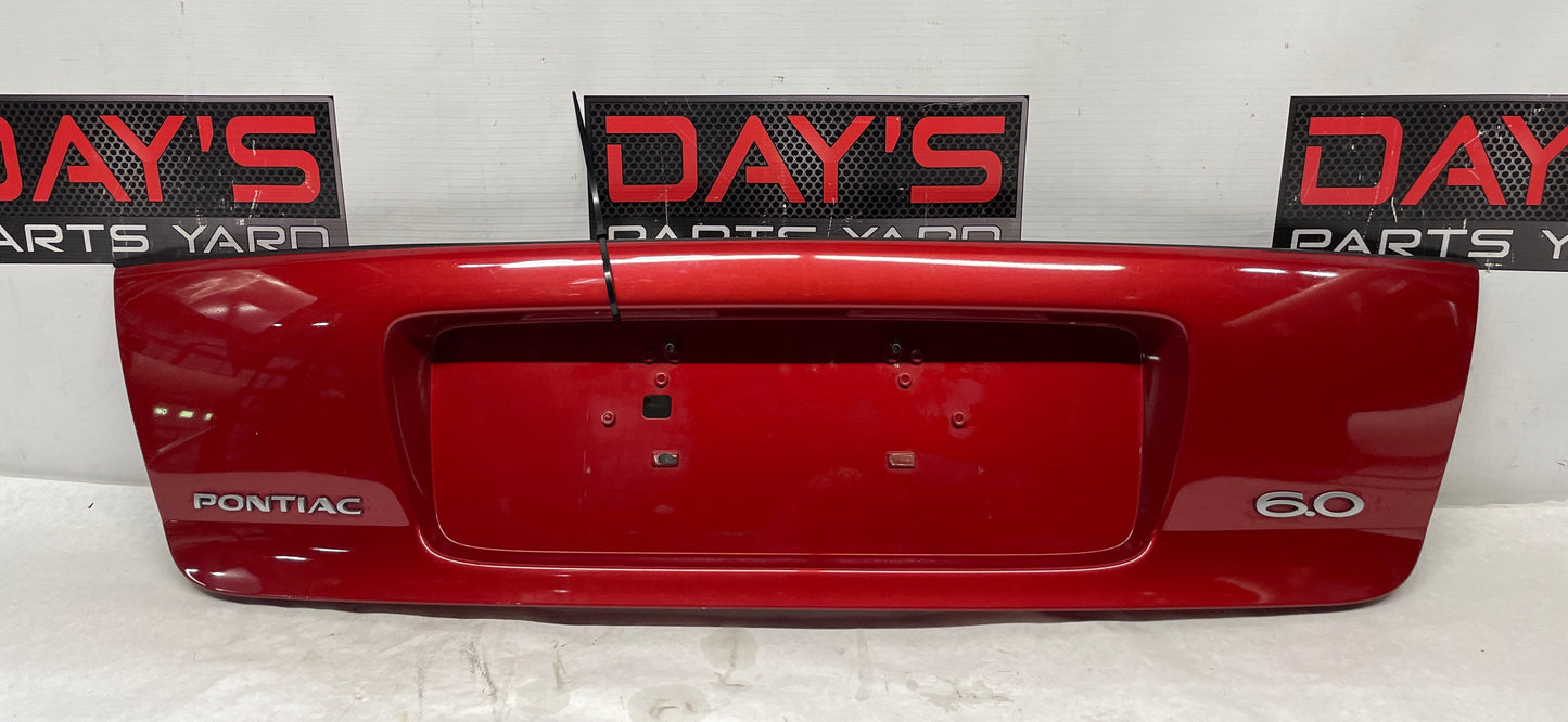 2006 Pontiac GTO Trunk Deck Lid Filler Insert Applique Panel OEM - Day's Parts Yard