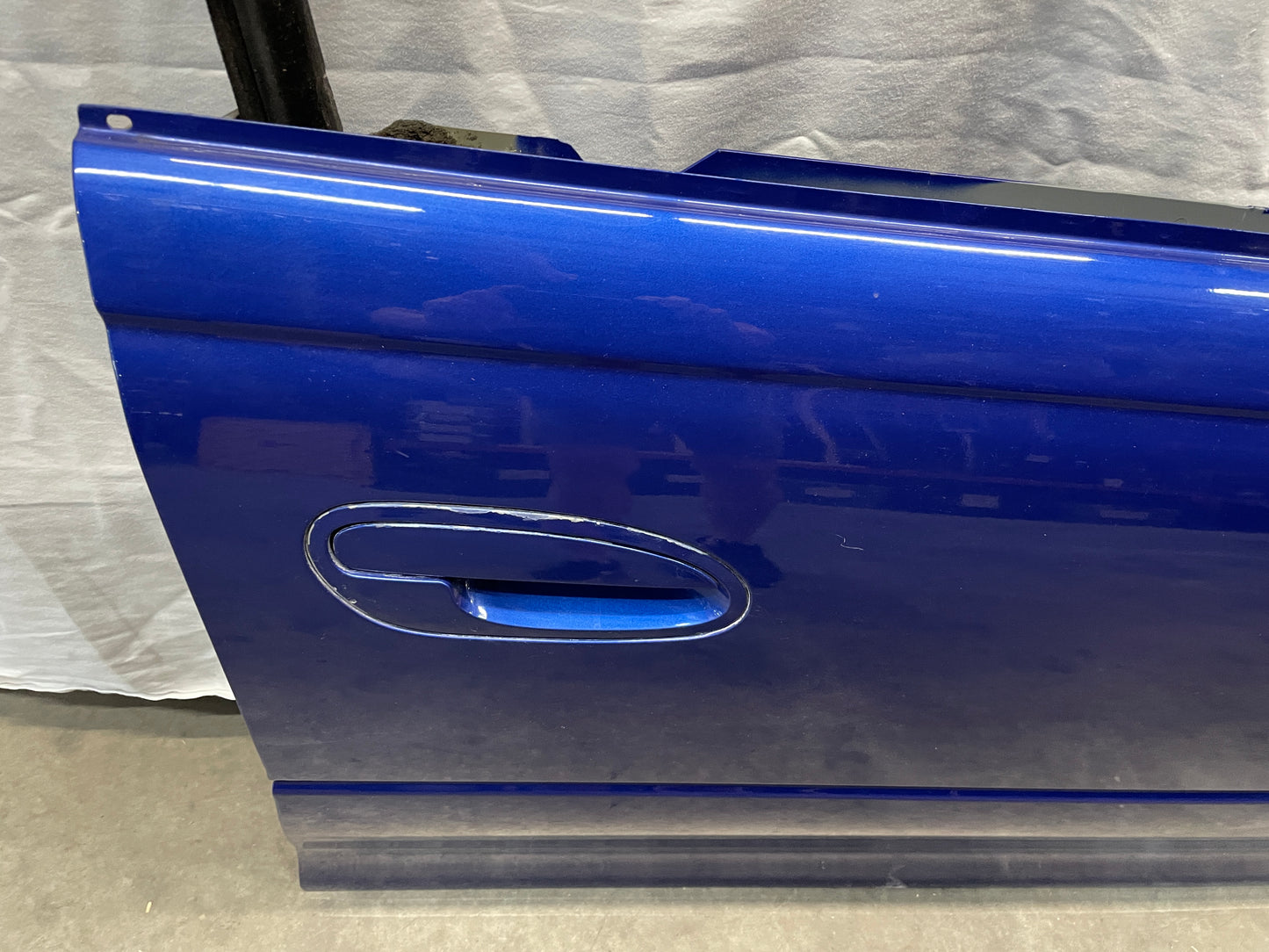 2005 Pontiac GTO RH Passenger Exterior Door OEM