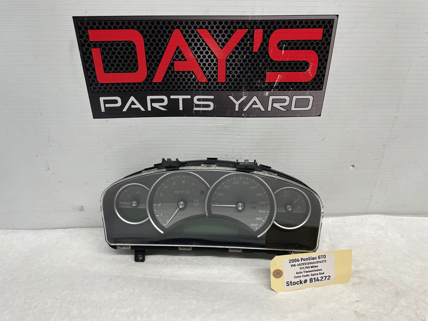 2006 Pontiac GTO Gauge Cluster Speedometer Gray Instrument Panel OEM - Day's Parts Yard