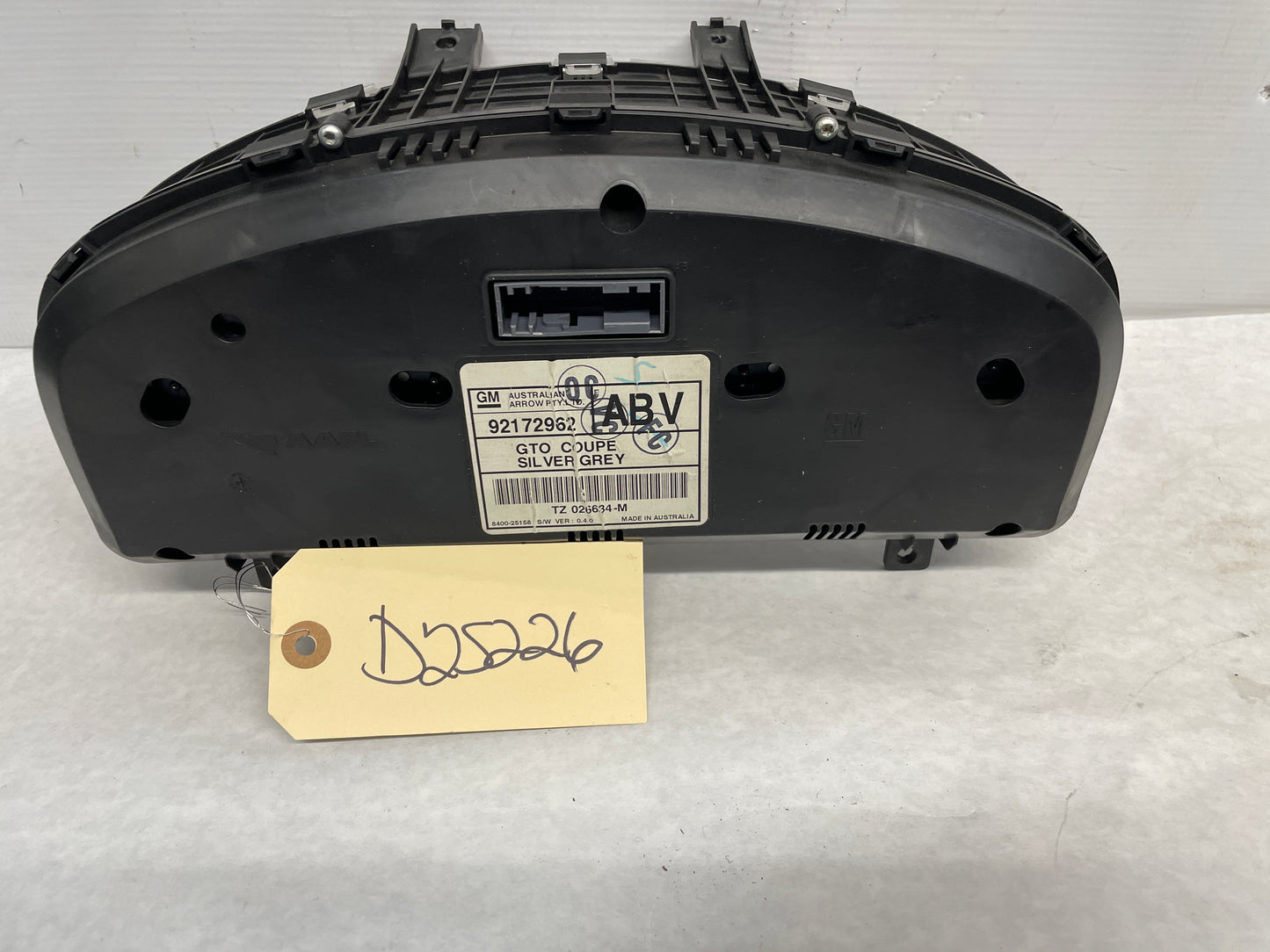 2006 Pontiac GTO Gauge Cluster Speedometer Gray Instrument Panel OEM - Day's Parts Yard