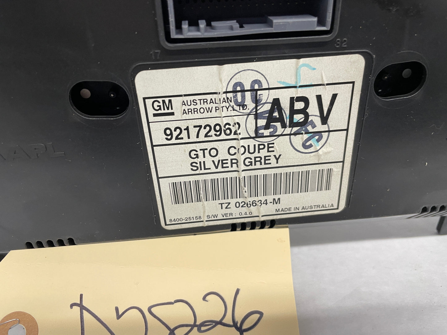2006 Pontiac GTO Gauge Cluster Speedometer Gray Instrument Panel OEM - Day's Parts Yard