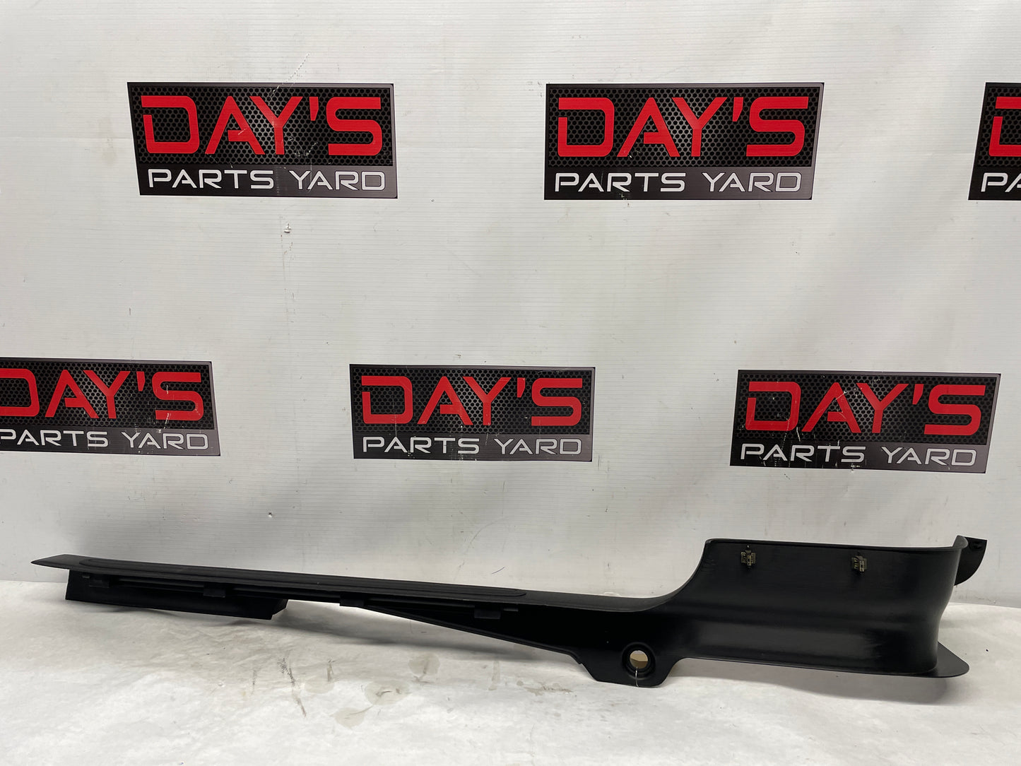 2006 Pontiac GTO LH Driver Interior Sill Carpet Retainer Trim Cover Panel OEM - Day's Parts Yard