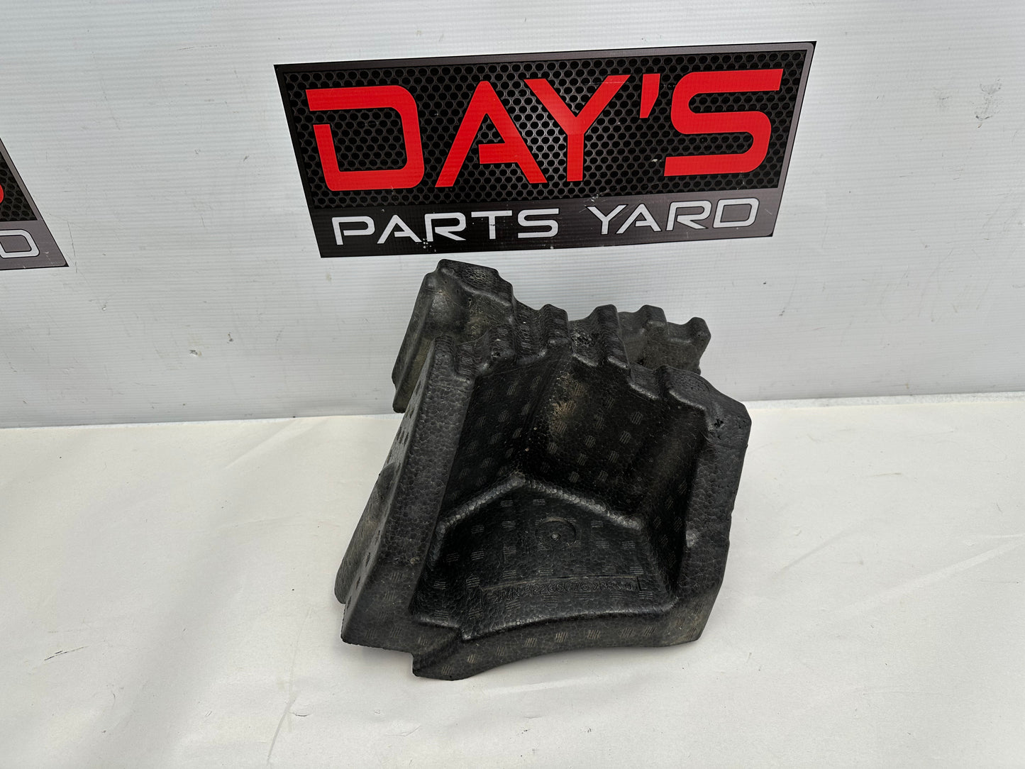 2014 Chevy SS Sedan LH Driver Foam Fender Filler OEM - Day's Parts Yard