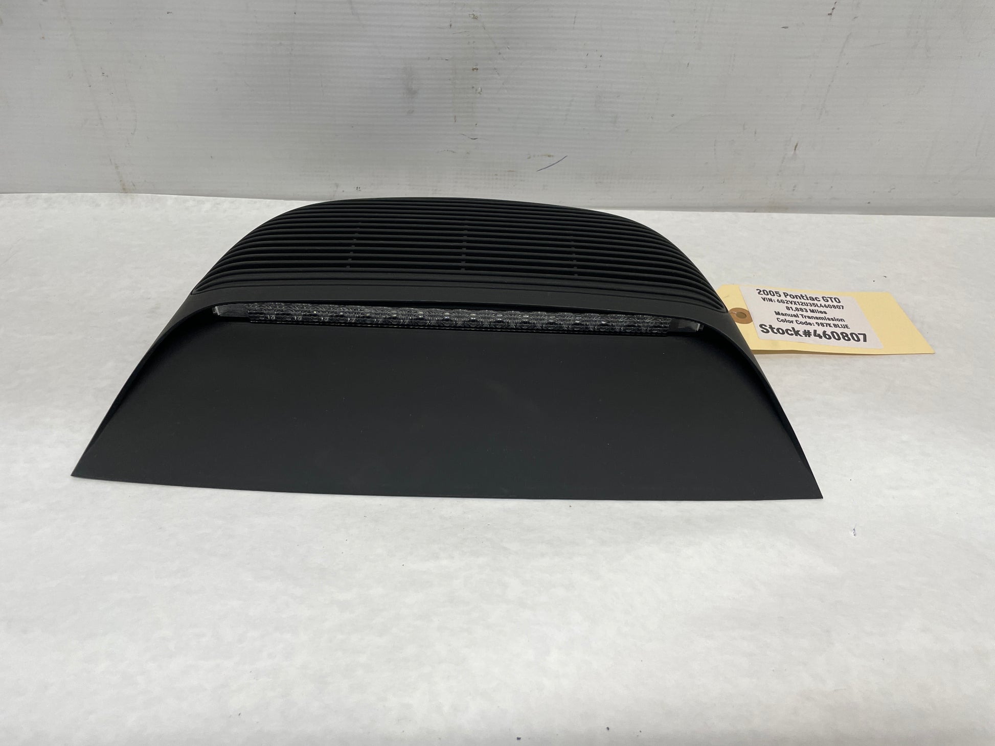 2005 Pontiac GTO 3rd Third Brake Taillight Light Lamp High Mount OEM - Day's Parts Yard