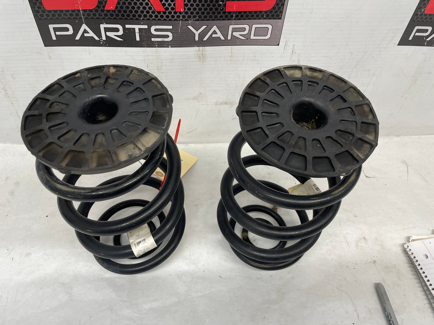 2006 Pontiac GTO Rear Coil Springs RH & LH OEM - Day's Parts Yard