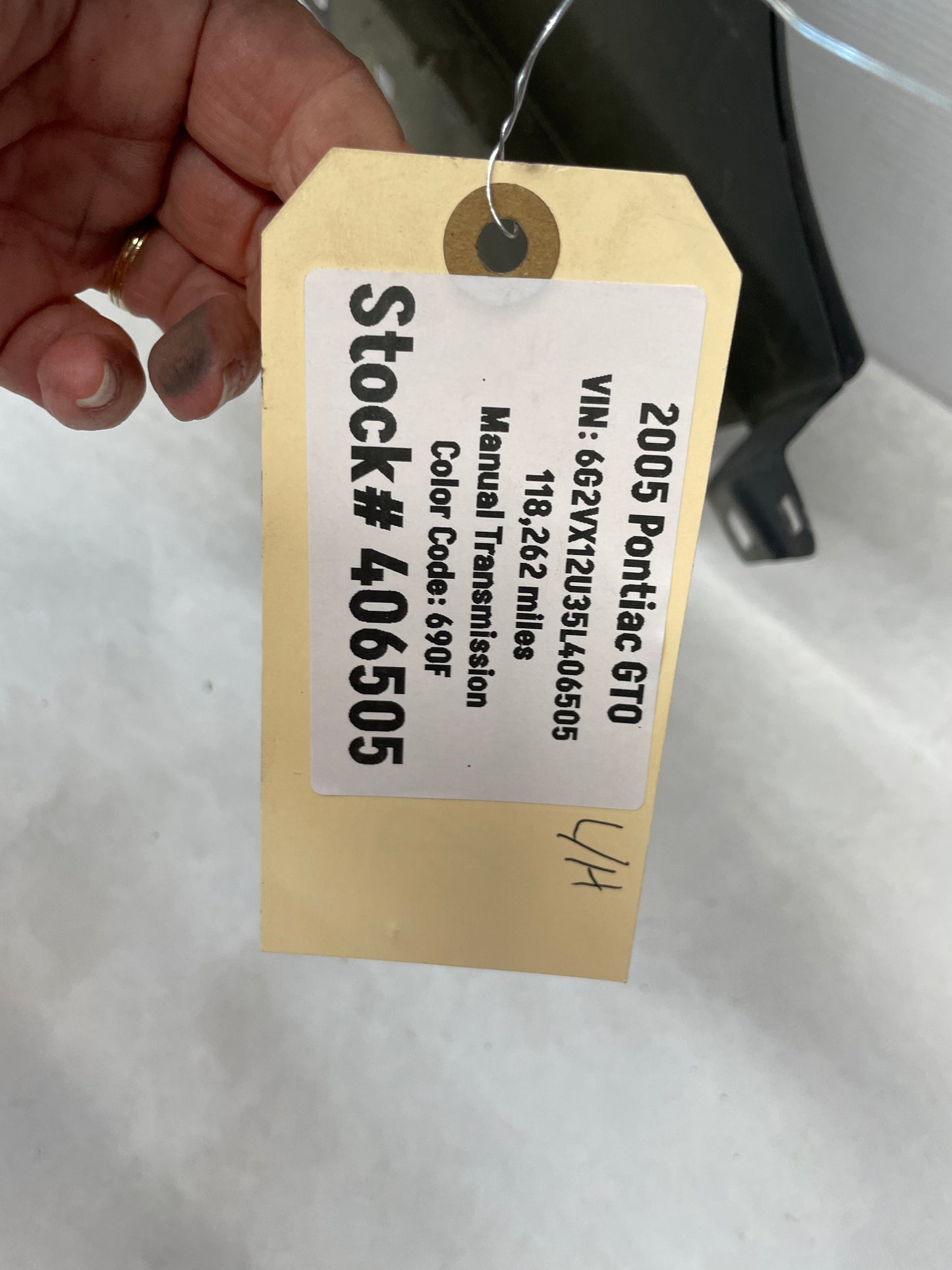 2005 Pontiac GTO LH Driver Front Fender Black OEM - Day's Parts Yard