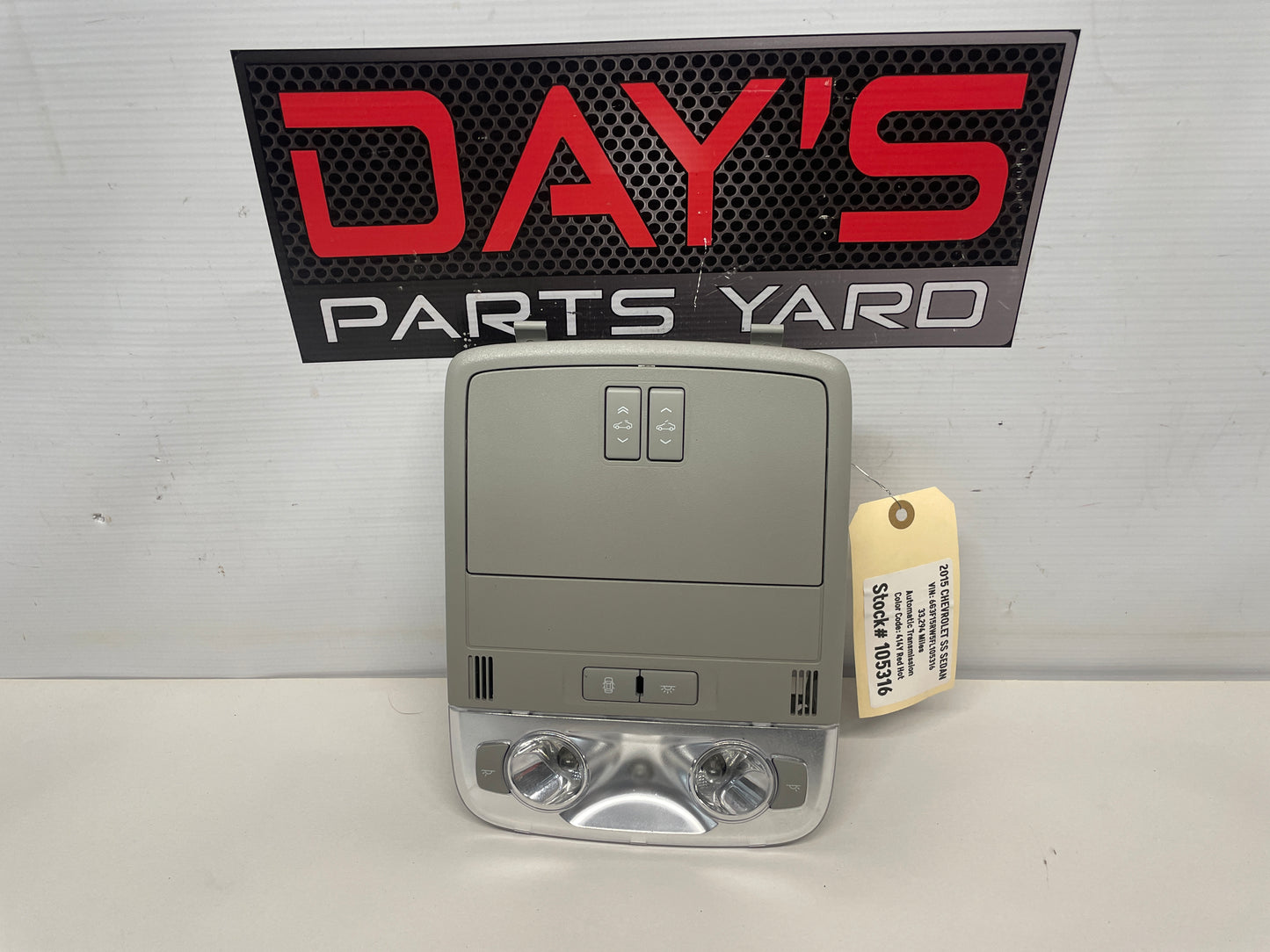 2015 Chevy SS Sedan Over Head Console Dome Light OEM - Day's Parts Yard
