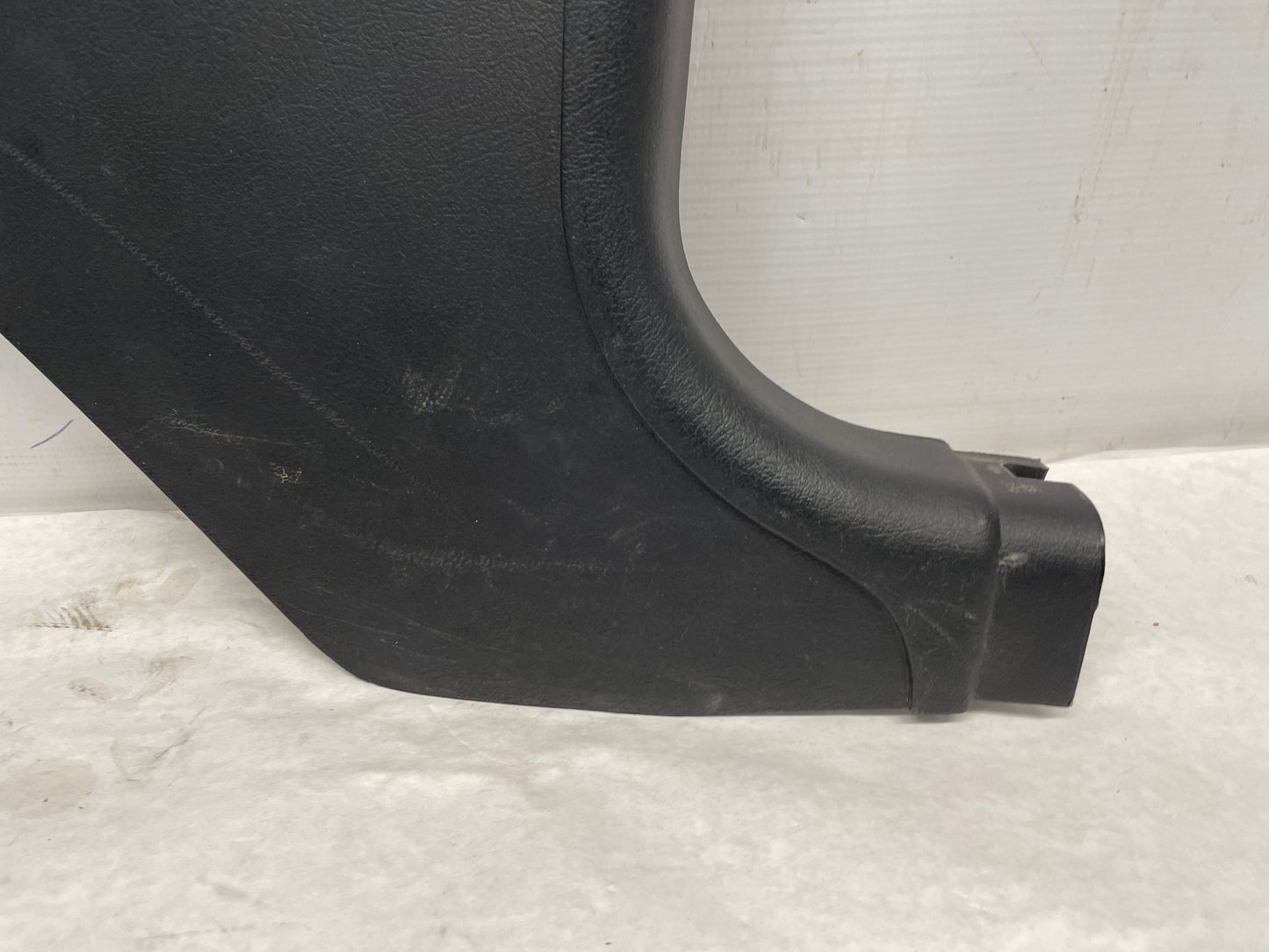 2006 Pontiac GTO RH & LH Interior Kick Panel Trim Molding OEM - Day's Parts Yard