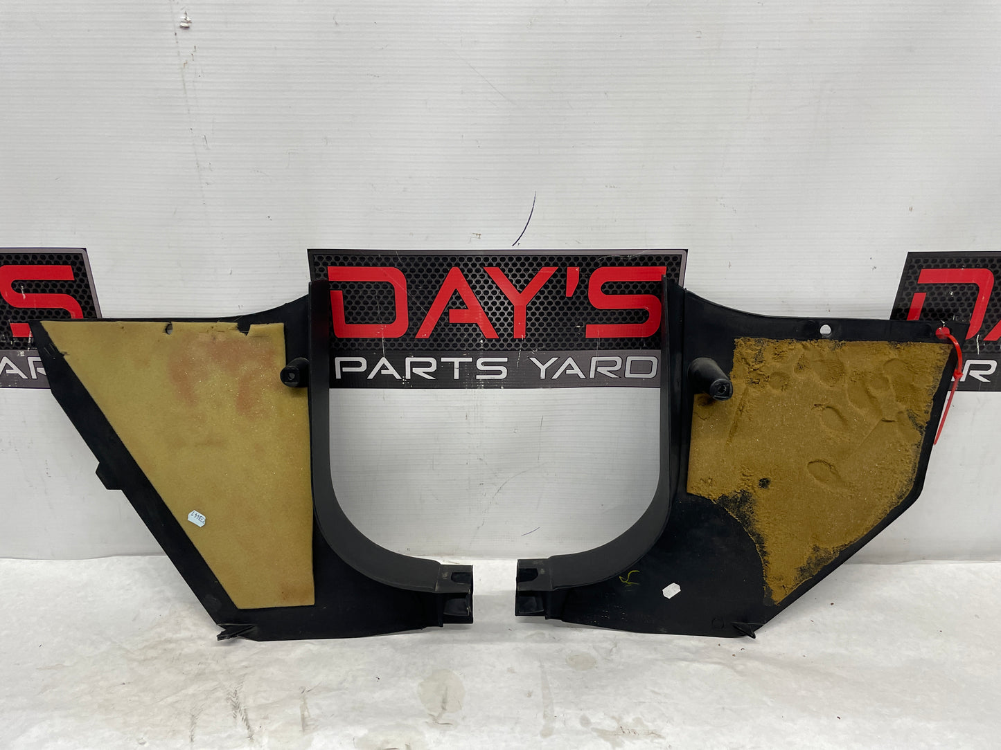 2006 Pontiac GTO RH & LH Interior Kick Panel Trim Molding OEM - Day's Parts Yard