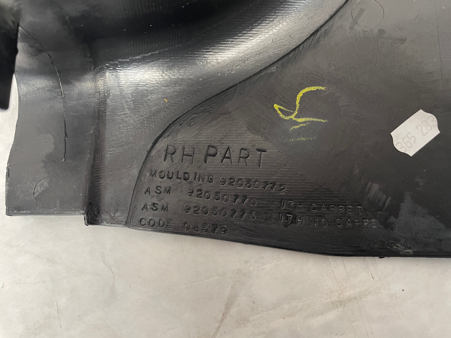 2006 Pontiac GTO RH & LH Interior Kick Panel Trim Molding OEM - Day's Parts Yard