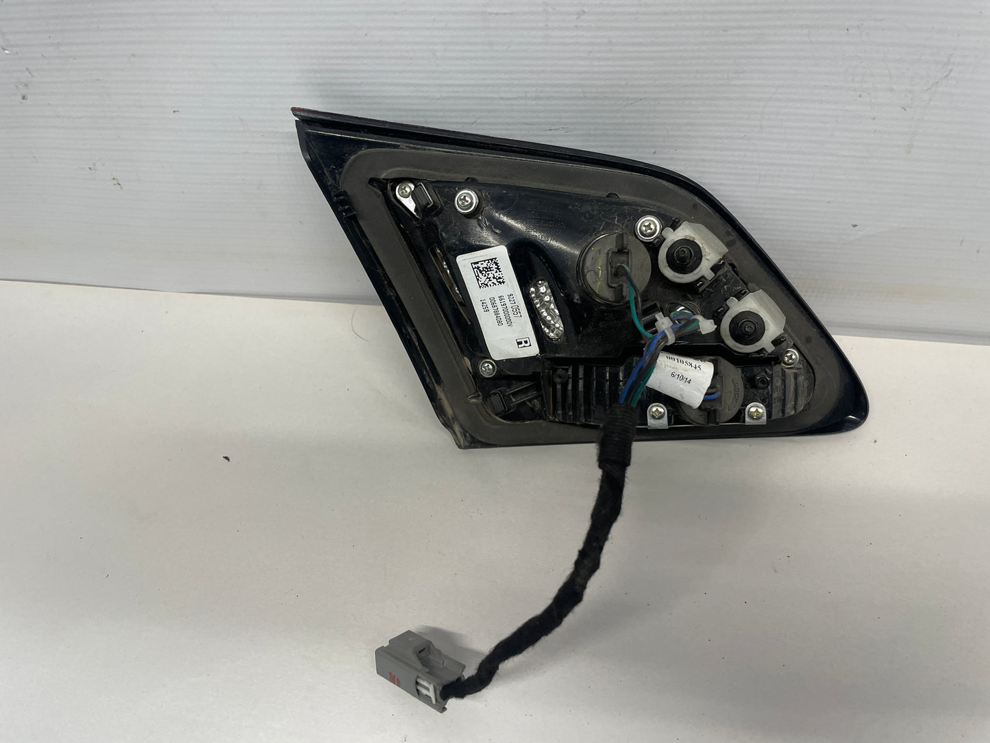 2015 Chevy SS Sedan RH Passenger Inner Tail Light Lamp OEM - Day's Parts Yard