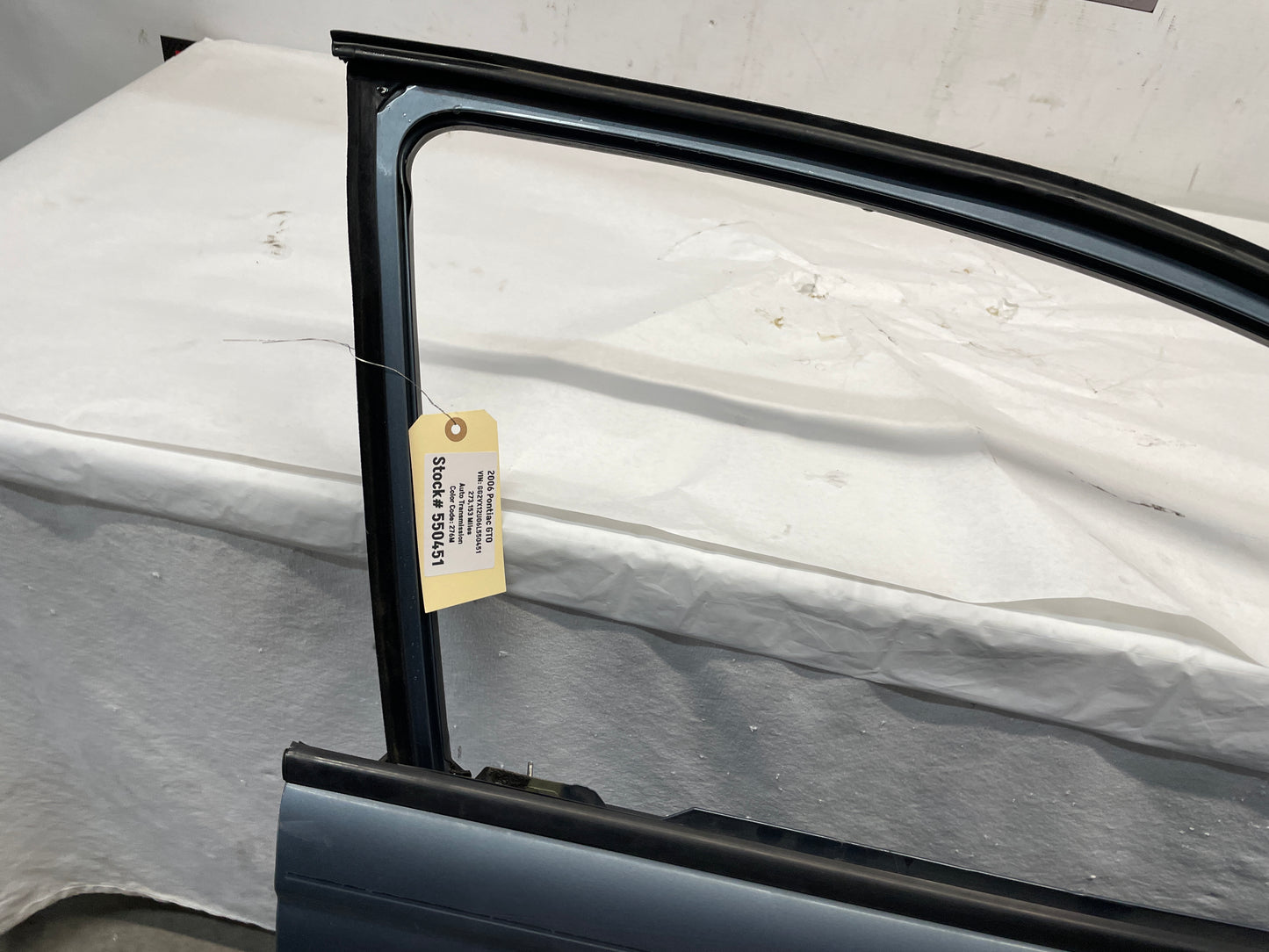 2006 Pontiac GTO RH Passenger Door OEM - Day's Parts Yard