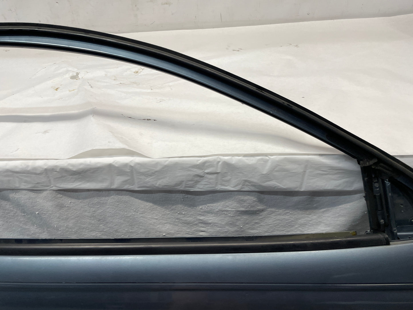 2006 Pontiac GTO RH Passenger Door OEM - Day's Parts Yard
