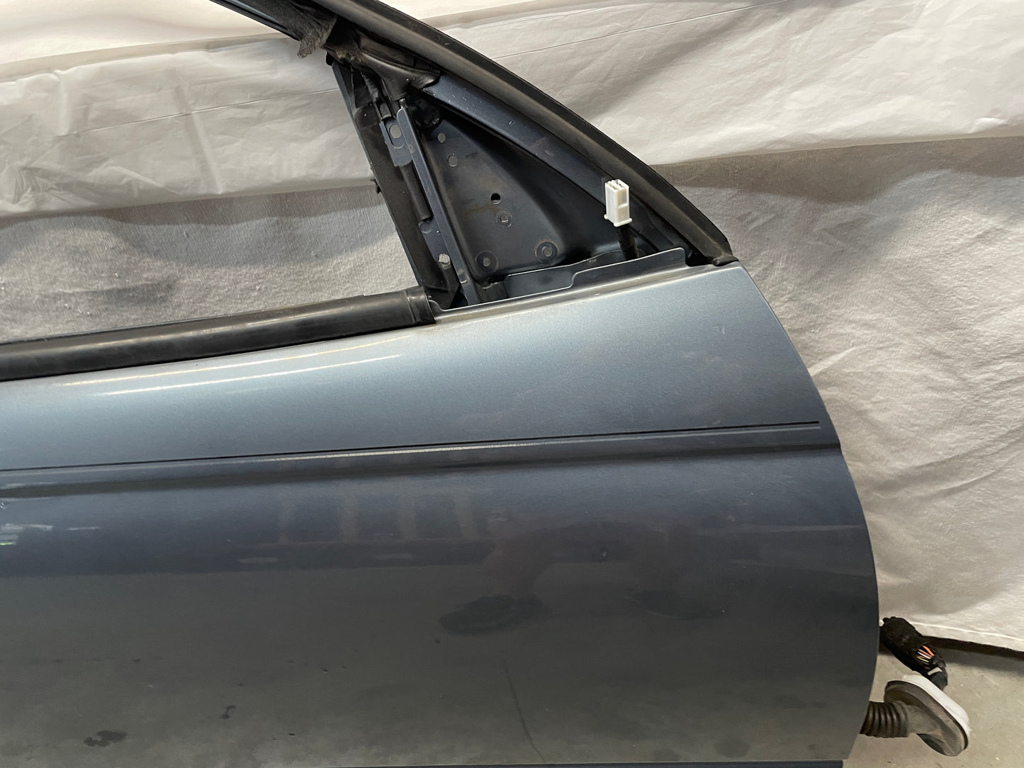 2006 Pontiac GTO RH Passenger Door OEM - Day's Parts Yard