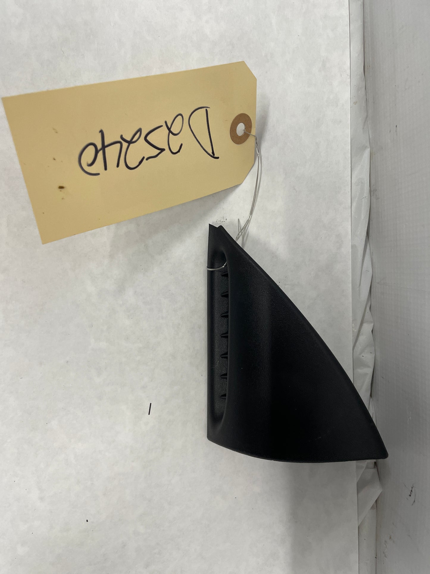 2006 Pontiac GTO LH Driver Defrost Trim Door Vent Triangle OEM - Day's Parts Yard