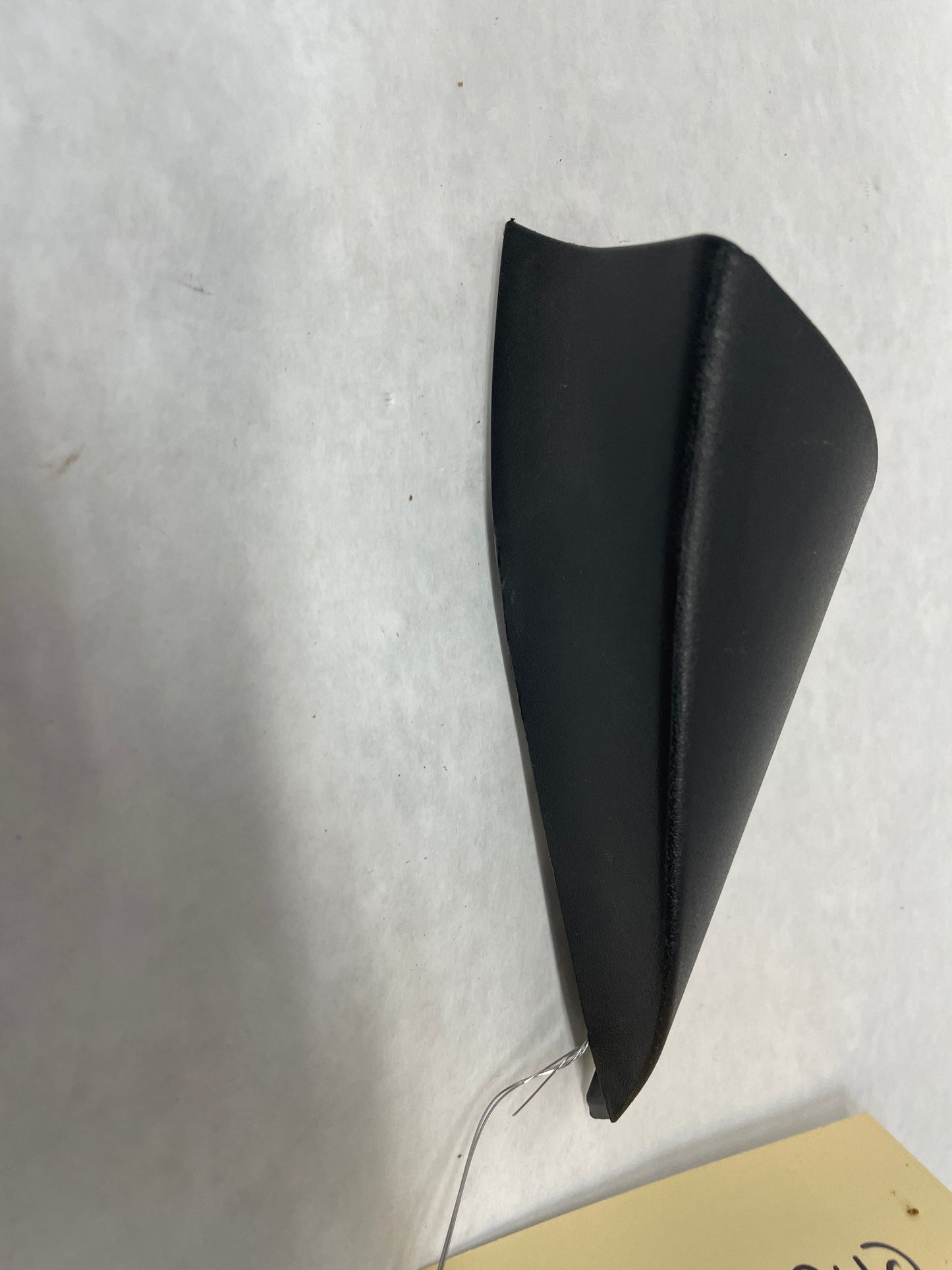 2006 Pontiac GTO LH Driver Defrost Trim Door Vent Triangle OEM - Day's Parts Yard