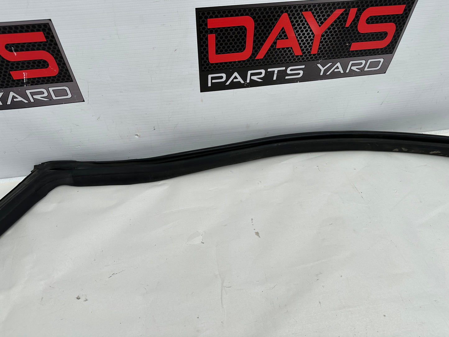 2014 Cadillac CTS-V Coupe RH Passenger Rubber Door Weather Strip Seal OEM - Day's Parts Yard