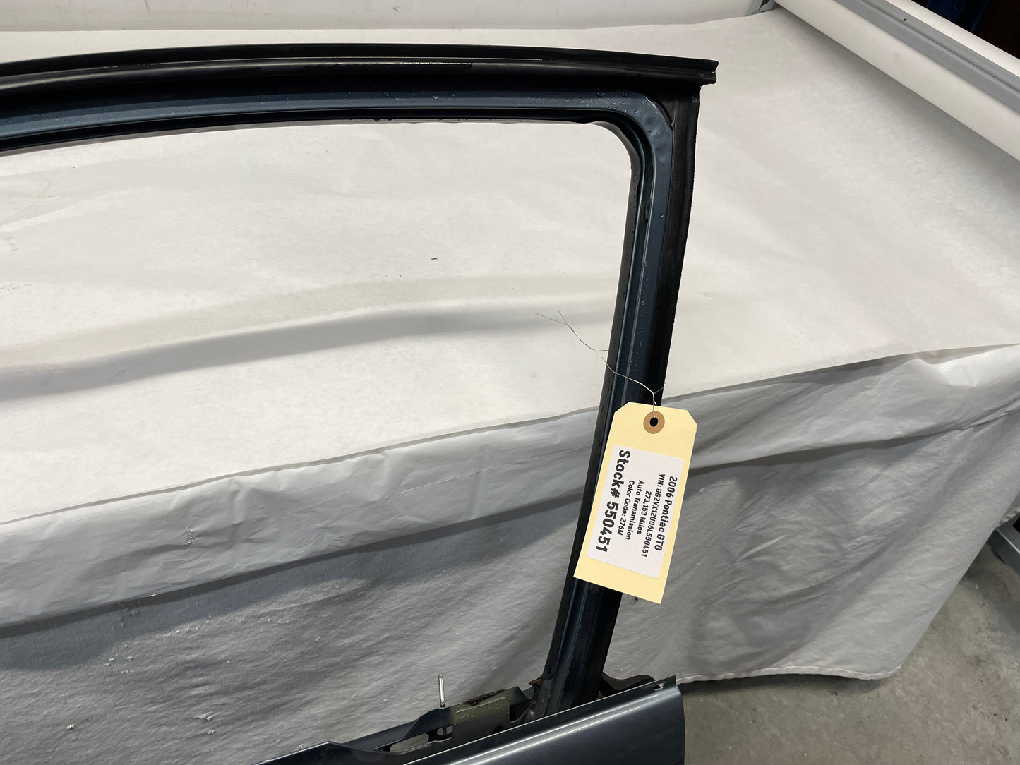 2006 Pontiac GTO LH Driver Door OEM - Day's Parts Yard