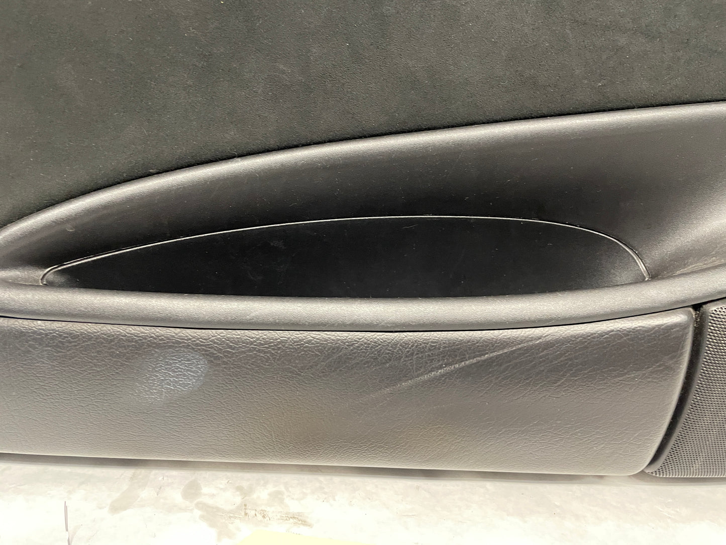 2006 Pontiac GTO LH Driver Front Interior Door Panel Trim OEM - Day's Parts Yard