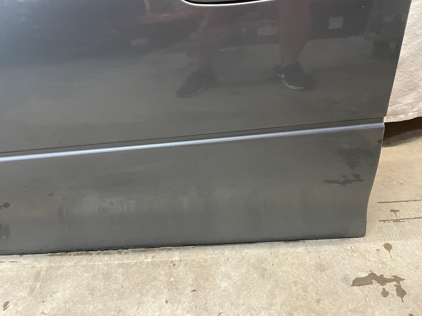 2006 Pontiac GTO LH Driver Door OEM - Day's Parts Yard