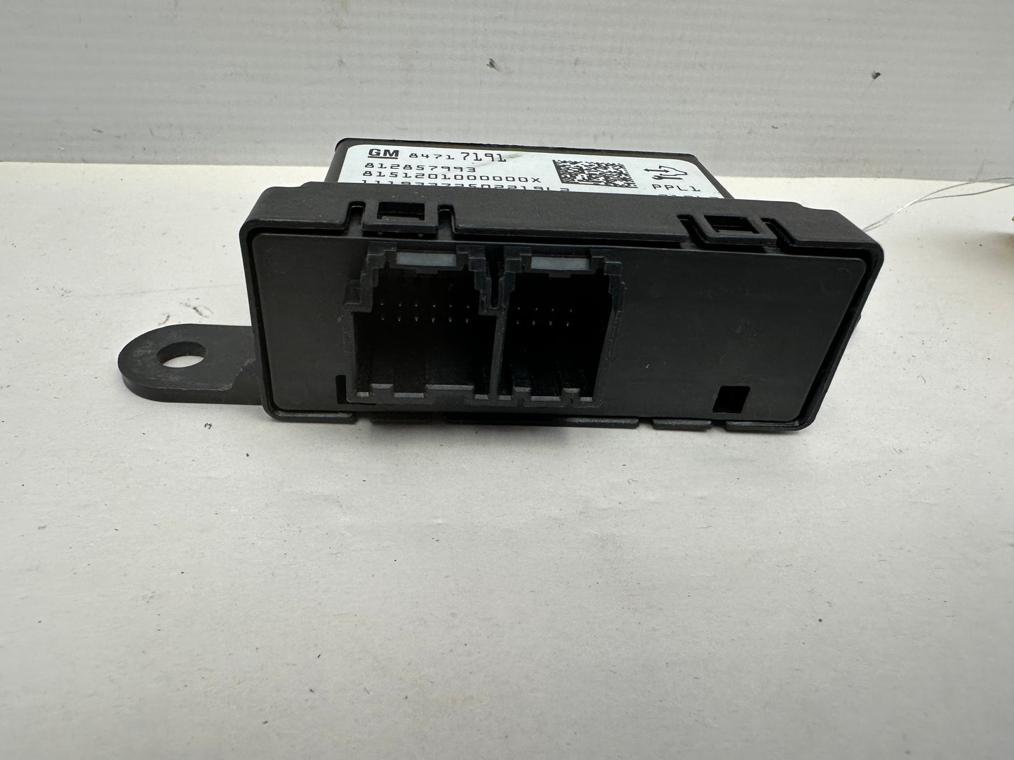 2020 Chevy Camaro SS Parking Assist Control Module OEM - Day's Parts Yard