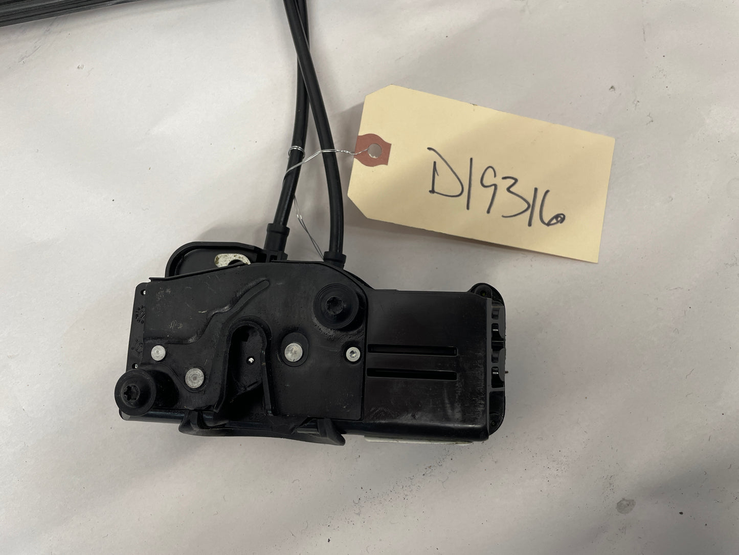 2014 Cadillac CTS-V Coupe LH Driver Door Lock Actuator OEM - Day's Parts Yard