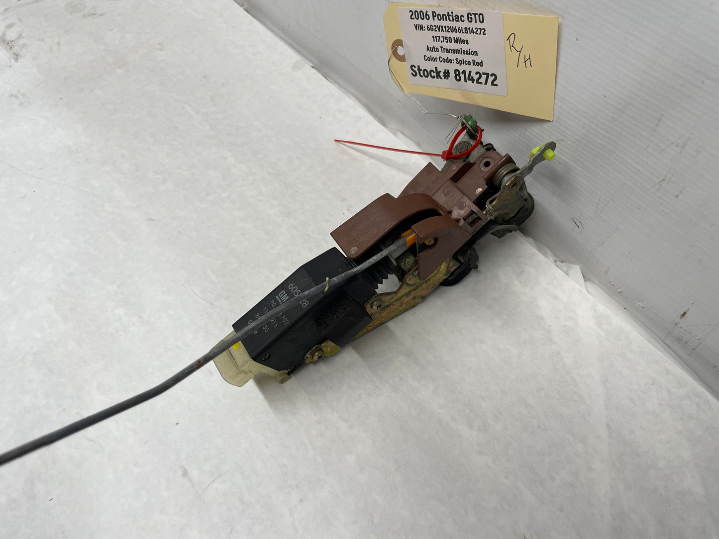 2006 Pontiac GTO RH Passenger Door Lock Actuator OEM - Day's Parts Yard